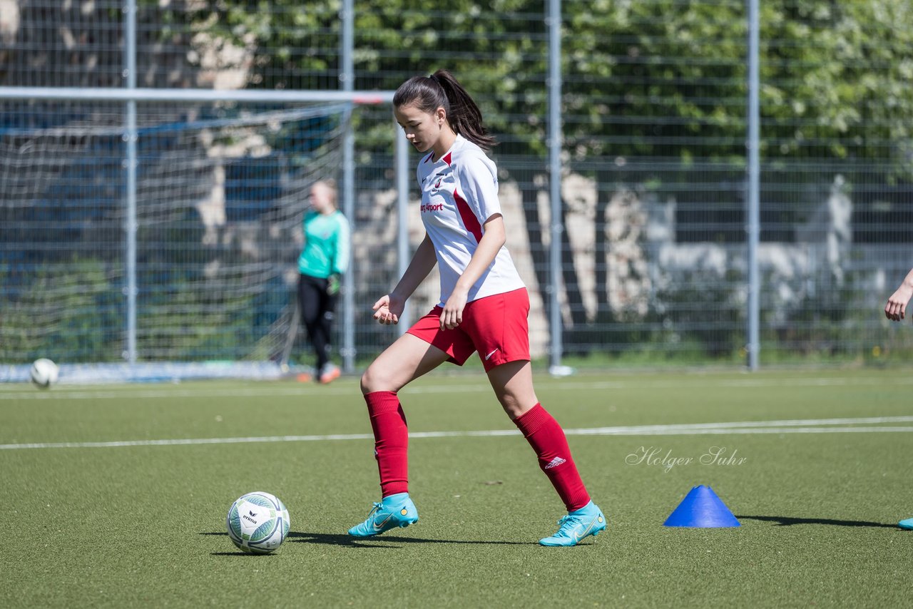 Bild 57 - wCJ Germania Schnelsen - Walddoerfer SV : Ergebnis: 0:6